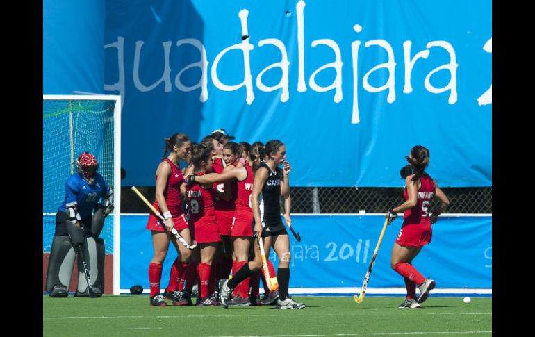La final de hockey sobre césped será una de las novedades de mañana. AFP  /