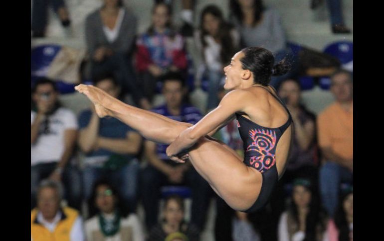 Laura Sánchez, durante uno de sus clavados.  /