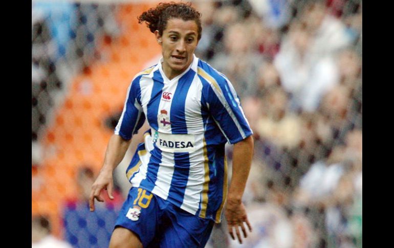 El jugador mexicano del Deportivo de La Coruña Andrés Guardado finaliza su contrato con el equipo gallego.  /