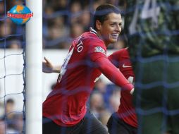 Javier Hernández logró su cuarto gol de campaña. EFE  /
