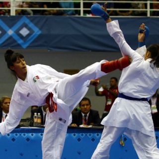 Bertha Gutiérrez se va a finales de karate