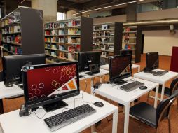 La Biblioteca de Shanghai donó 571 títulos a la Biblioteca de Jalisco.  /