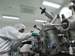 Unos cuatro mil 500 científicos argentinos trabajan fuera de su país. ARCHIVO  /