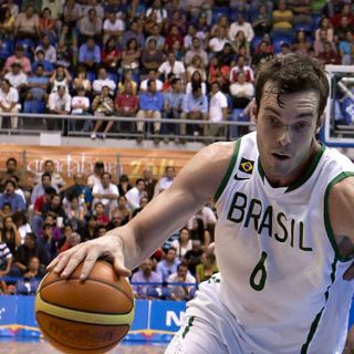 El campeón se va con victoria