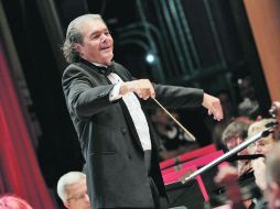 Arturo Márquez dirigió a la Orquesta Filarmónica de Jalisco en la interpretación de algunas obras de su autoría.  /
