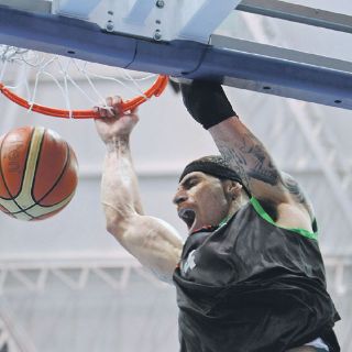 A la final y con autoridad