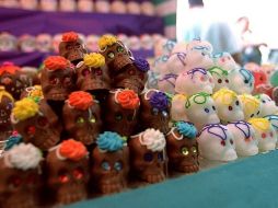 Los tapatíos celebran la fuerza que tienen las costumbres y tradiciones entre los mexicanos. ARCHIVO  /