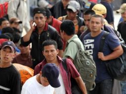 El programa tiene como fin cubrir las aspiraciones de los inmigrantes para su integración a la sociedad. ARCHIVO  /