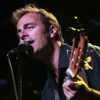 Kevin Johansen hace fiesta en el Estudio Cavaret