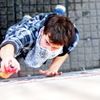 'Caligrafías urbanas', obras de jóvenes en su mayoría dedicados al grafiti