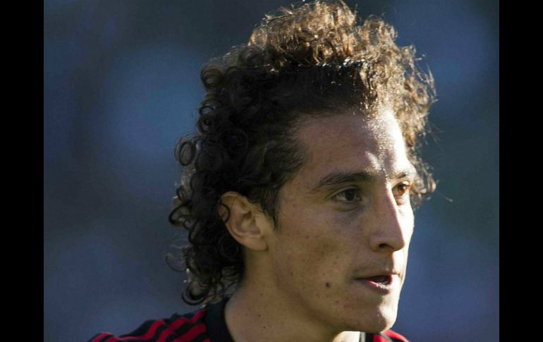 Es probable que el jalisciense emigre al Valencia de manera gratuita. MEXSPORT  /