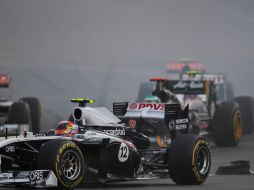 Pastor Maldonado ha sido amonestado con 10 posiciones menos respecto a su lugar en la salida de la próxima carrera. AP  /