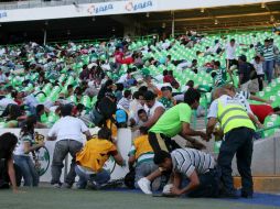 Aquel día, el pánico se hizo presente en aficionados, directivos, árbitros y jugadores. MEXSPORT  /