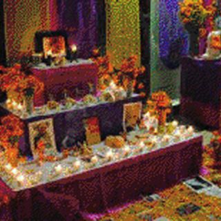 Calaveras y angelitos en el Trompo Mágico