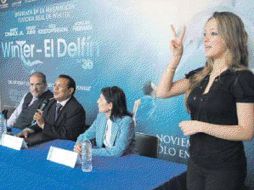 Es película basada en hechos reales que narra la travesía de un delfín con discapacidad.  /