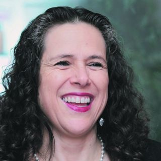 Gana premio internacional Silvia Eugenia Castillero