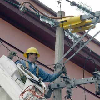 Apoyan ciudadanos crear Comisión de Tarifas Eléctricas: CROC