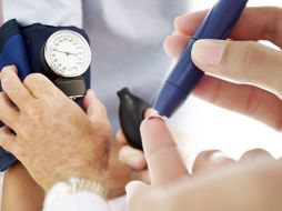 El papel del médico es explicar bien a los pacientes con diabetes cuales son los beneficios de utilizar algún tipo de insulina. ID  /