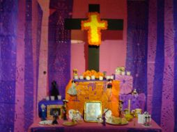 Altar de muertos en casa de Manuel Baeza y Lourdes Sánchez Ordoñez.  /