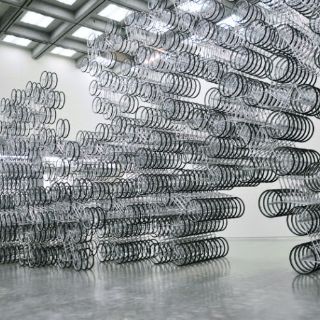 China reclama a Weiwei más de dos MDD