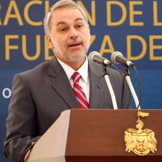 Prioriza Emilio educación y salud en presupuesto 2012