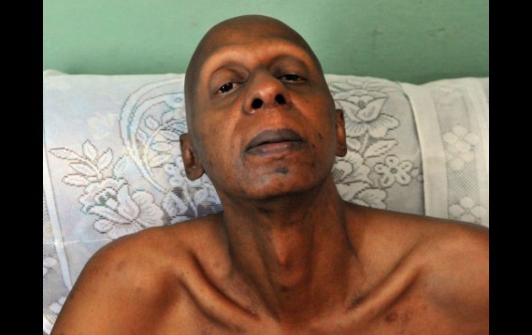 Fariñas protagonizó el año pasado una huelga de hambre de más de cuatro meses tras la muerte del opositor preso Orlando Zapata. ARCHIVO  /