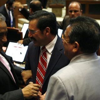 Diputados desechan dos propuestas del Ejecutivo local