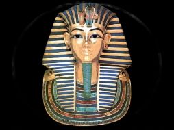 Máscara funeraria de Tutankamón, considerada el más hermoso trabajo en oro de la historia. ARCHIVO  /