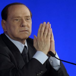 La oposición saldrá mañana a pedir la dimisión de Berlusconi