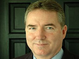 William Adams difundió el jueves una declaración de tres páginas diciendo que su hija había cargado el video para vengarse de él. AFP  /