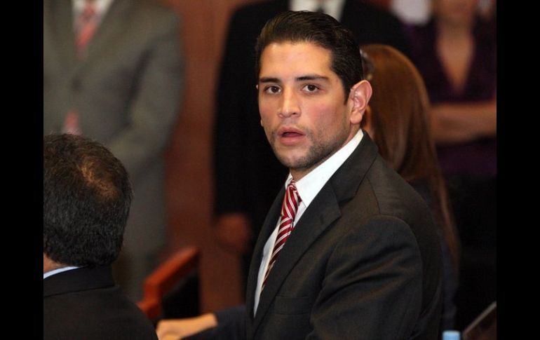 Los diputados Héctor Álvarez y Enrique Aubry (imagen) se enfrentaron durante la discusión de una propuesta de exhorto al gobernador.  /