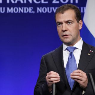El renacimiento de la religión ortodoxa es ''un milagro'': Medvedev