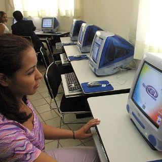 Ofrecen 12 módulos de educación para adultos en Tlaquepaque