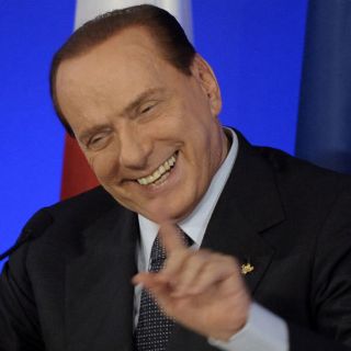 Berlusconi afirma que no dimite y que continuará su 'batalla'
