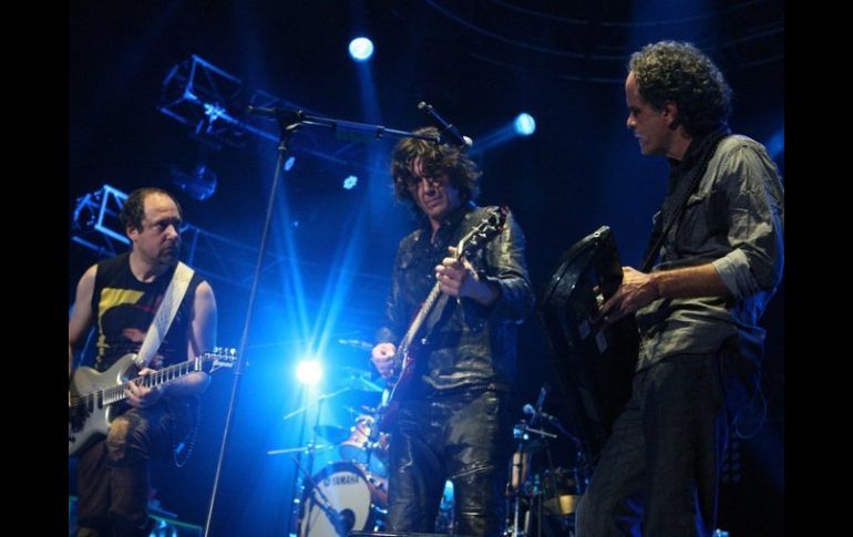 El grupo afirma que en los 21 años que llevan tocando en Mexicali, nunca había llovido. ARCHIVO  /