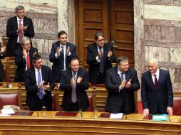 La dimisión de Papandréu se hará sólo cuando se haya elegido a un nuevo primer ministro. EFE  /