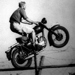 Reconocen legado de Steve McQueen con patrocinio de varios productos