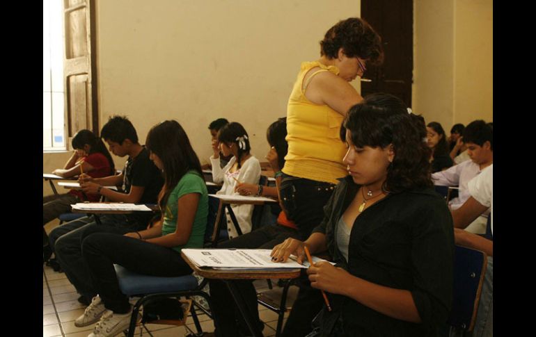 Los incrementos para la UdeG son escasos, apenas semejantes a la inflación. ARCHIVO  /