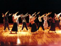 'Anajnu Veatem' celebró anoche su 40 aniversario en los escenarios. ESPECIAL  /