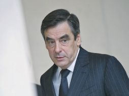 El ministro  François Fillon dijo que las medidas de austeridad protegerán de mayores dificultades económicas. AP  /