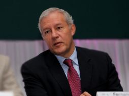 El secretario General de Gobierno, Fernando Guzmán, presuntamente otorgó patentes de notarías infringiendo distintas leyes.  /