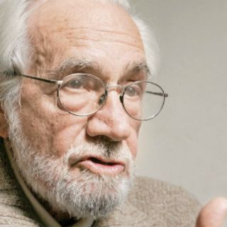 Despiden entre anécdotas y recuerdos al poeta Tomás Segovia