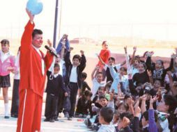 El show termina con palabras concretas por parte del animado personaje.  /