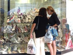 En México, la industria del calzado ha registrado pérdidas considerables en sus ventas a causa de productos chinos. ARCHIVO  /