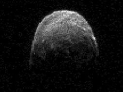 Imagen de asteroide 2005 YU55 mediante radar obtenida ayer por la NASA. AP  /