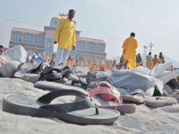 El percance ocurrió cuando se llevaba a cabo una ceremonia religiosa en las cercanías del Río Ganges. AFP  /