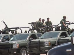 Más de 45 mil militares y otros miles más de policías federales participan en la estrategia de seguridad. ARCHIVO  /
