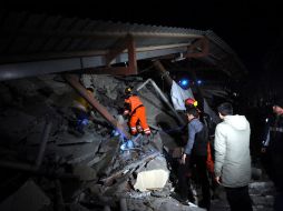 Las autoridades turcas aún no han informado de víctimas pero hay información que hay personas pidiendo auxilio debajo de escombros. EFE  /