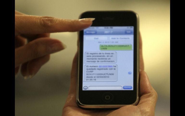 Jobs declaró la guerra al Flash con la llegada de su iPhone. ARCHIVO  /