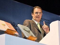 El precandidato a la presidencia por el PRD, Marcelo Ebrard, dijo que la coalición se dará en el próximo gobierno de forma inevitable.  /